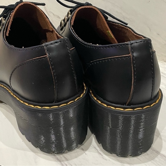 DR MARTENS Leona Lo Vintage Smooth Leather Lug Sole Platform Heeled Shoe Black 9 - Picture 7 of 10